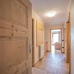 Anna Apartman