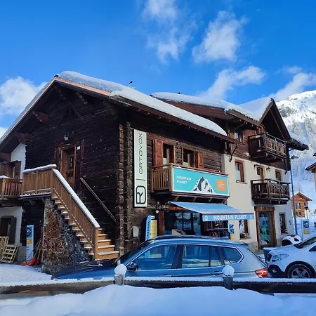 Anna Apartman